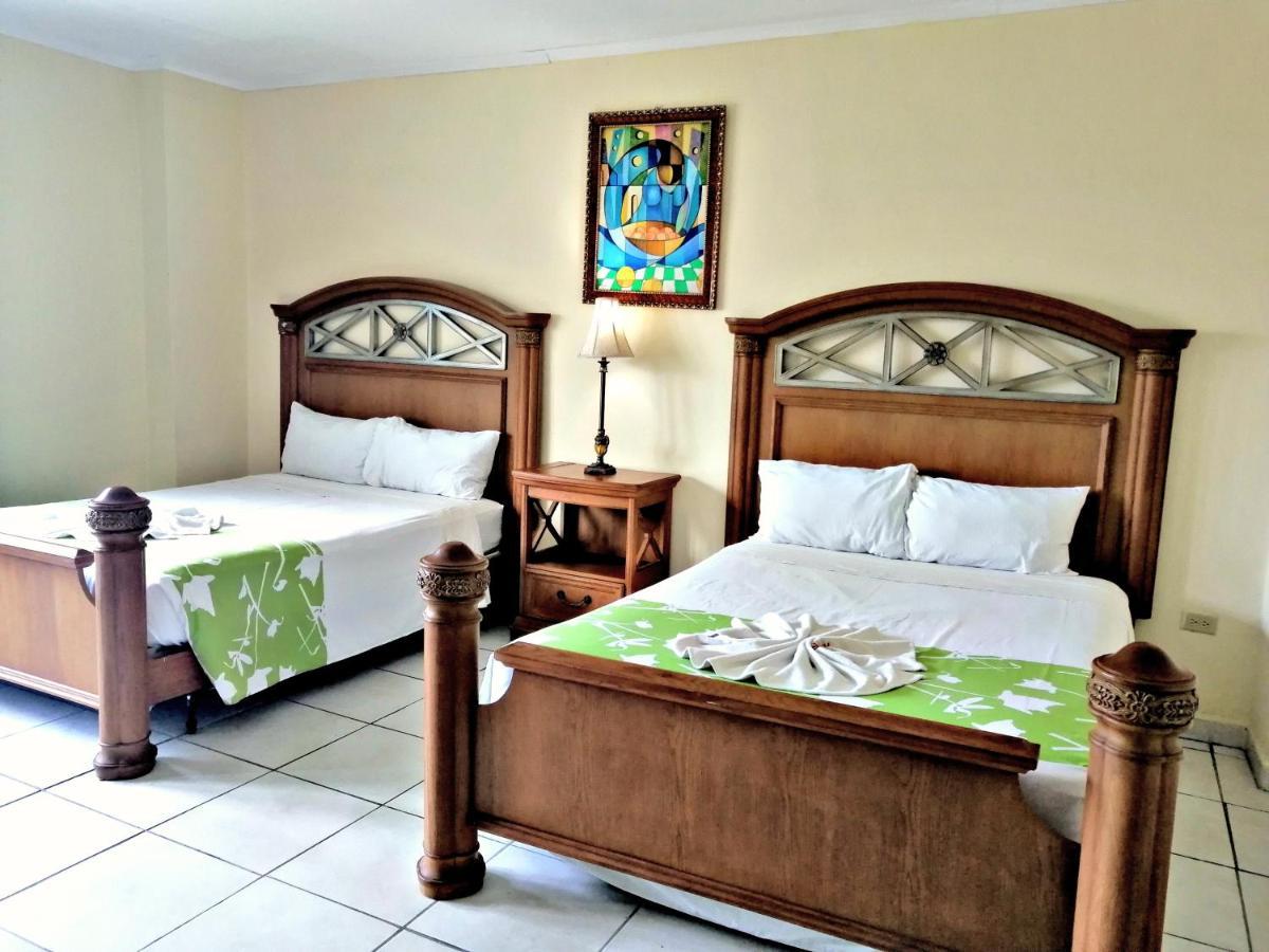 Hotel Carnaval ลาเซย์บา ภายนอก รูปภาพ