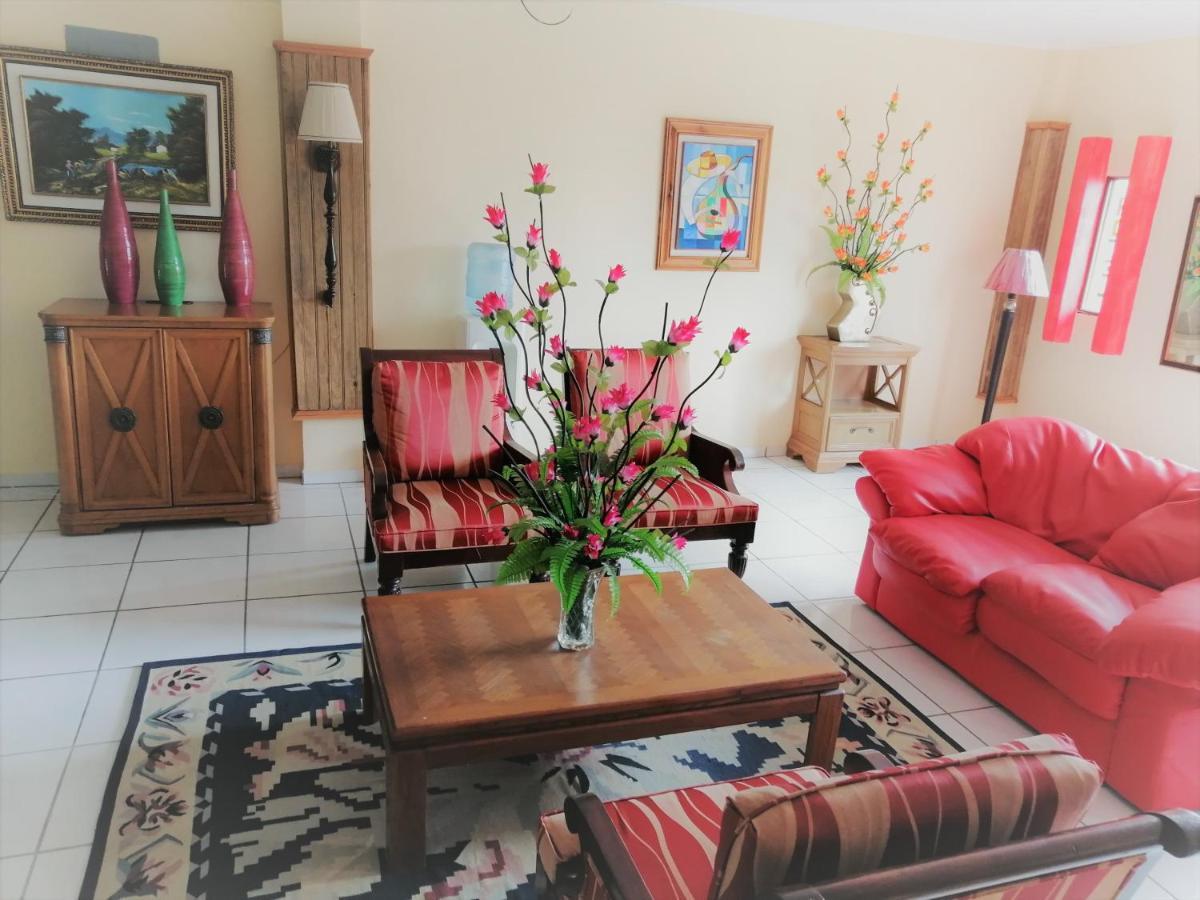 Hotel Carnaval ลาเซย์บา ภายนอก รูปภาพ